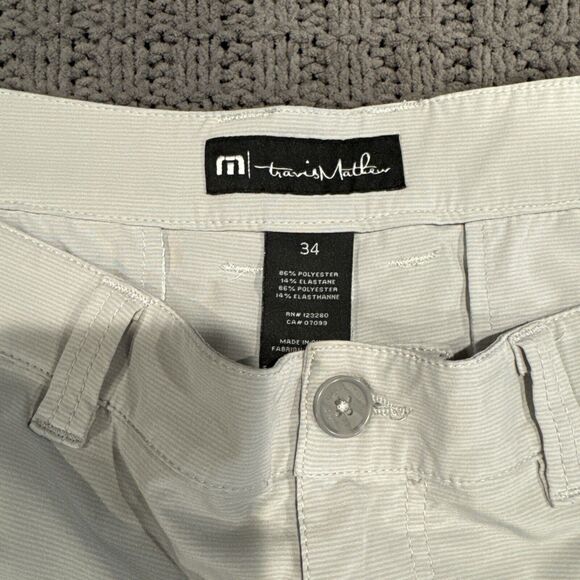 Travis Mathew Golf Shorts Men's 34 Lt. Gray Polyester Blend Stretch Flat Front - Picture 5 of 6